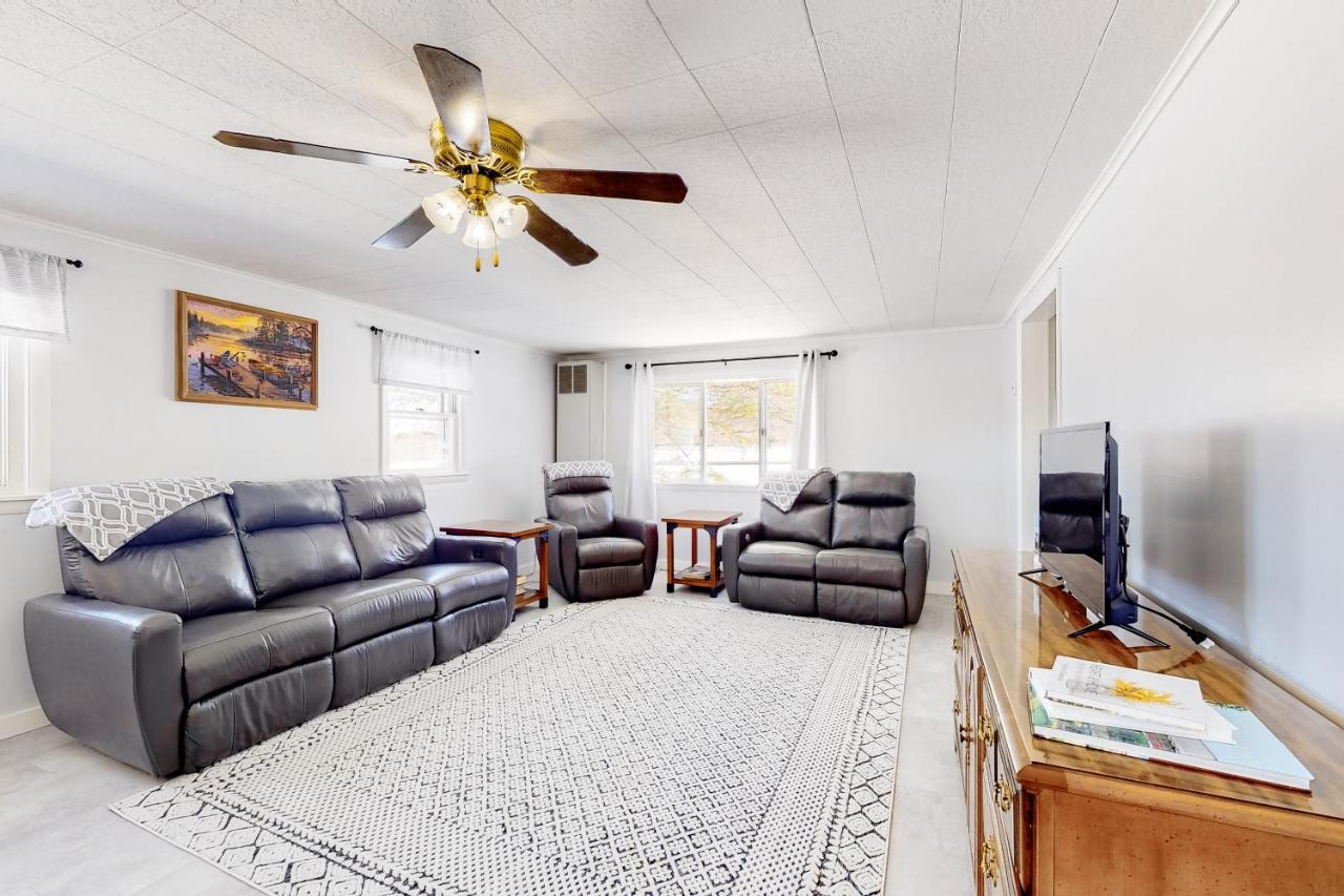 Finger Lakes Stunner Villa Dundee Luaran gambar