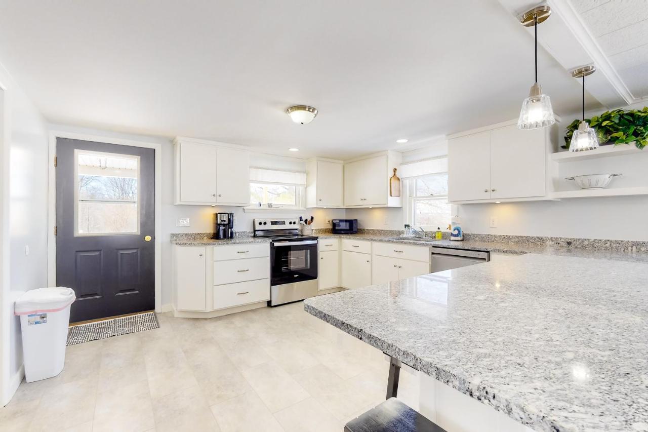 Finger Lakes Stunner Villa Dundee Luaran gambar